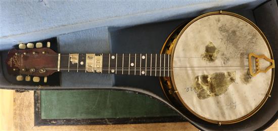 A Jedson Rachial mandolin